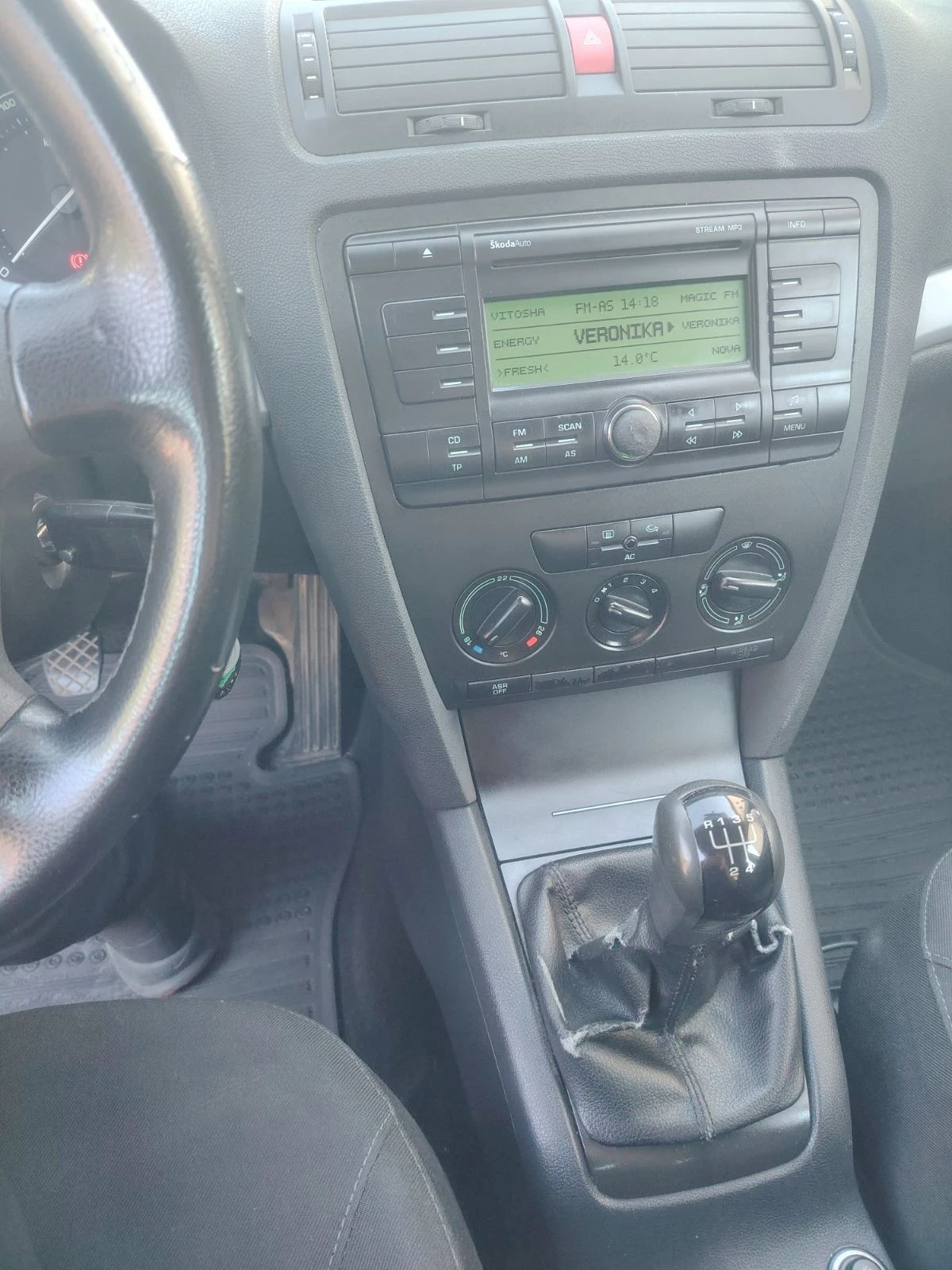 Skoda Octavia 1.9, снимка 6 - Автомобили и джипове - 56242708