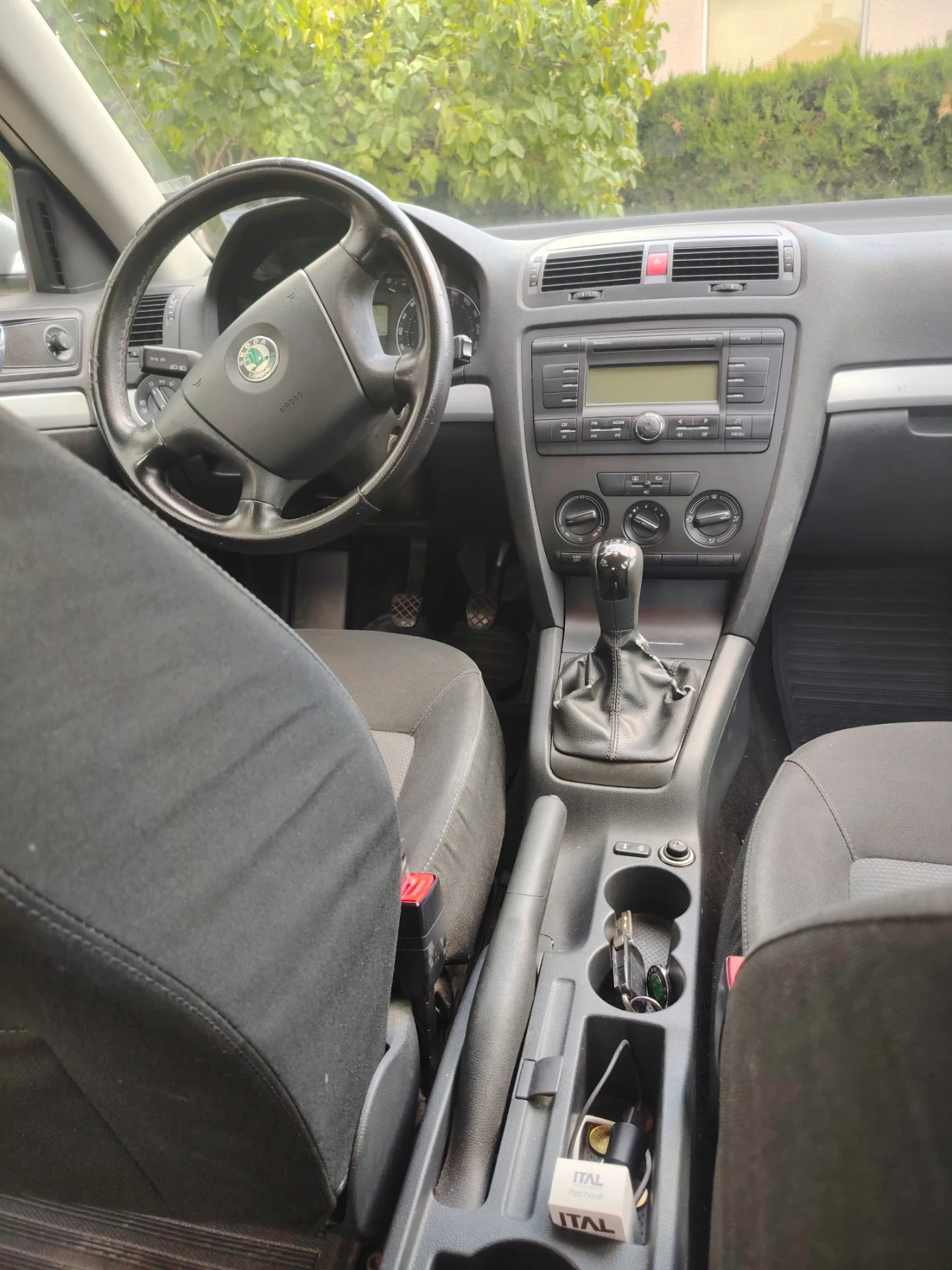 Skoda Octavia 1.9, снимка 4 - Автомобили и джипове - 55382968
