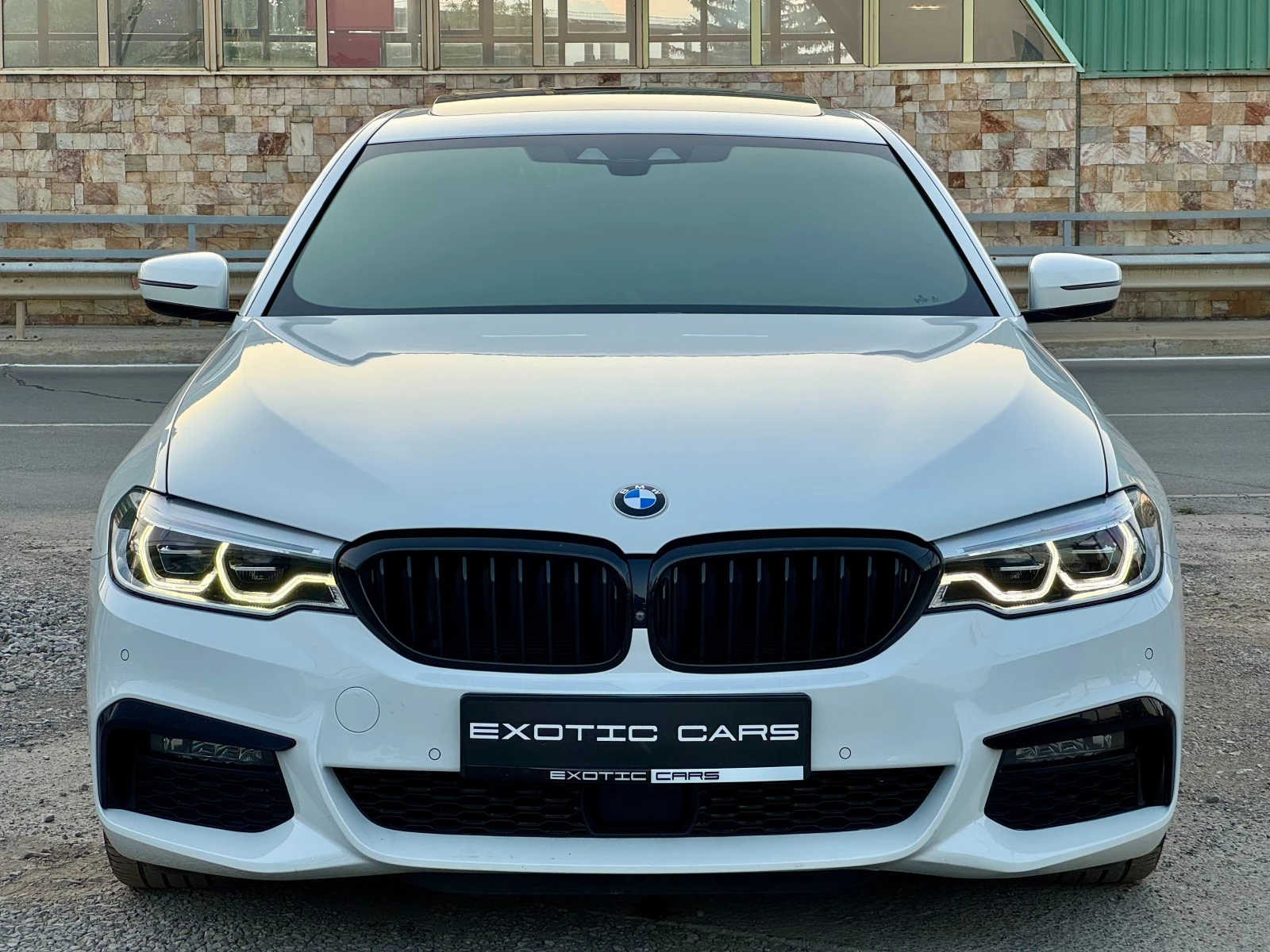 BMW 540 ix ! M Pack ! B58 !, снимка 2 - Автомобили и джипове - 55727689