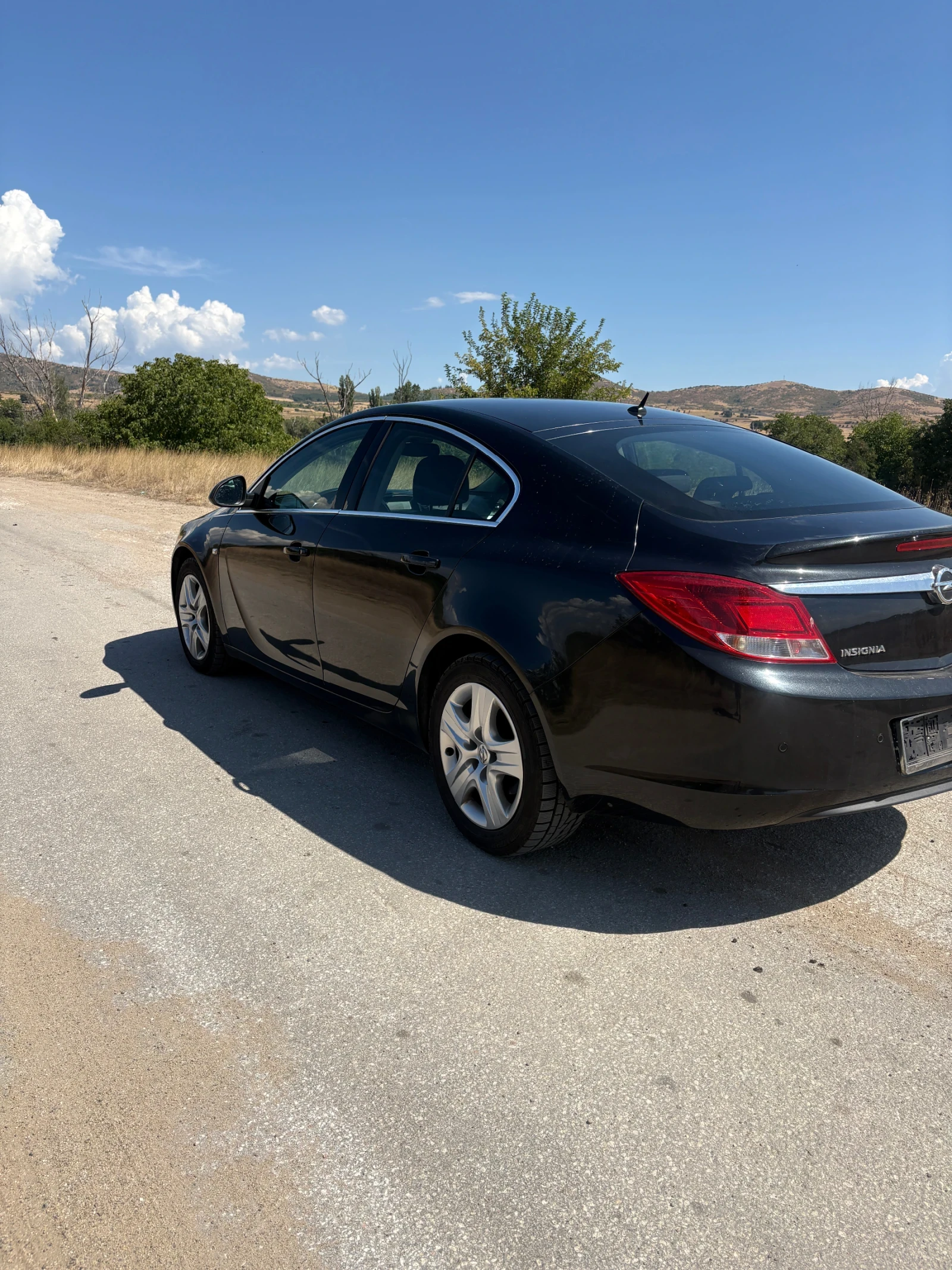 Opel Insignia, снимка 5 - Автомобили и джипове - 55937838