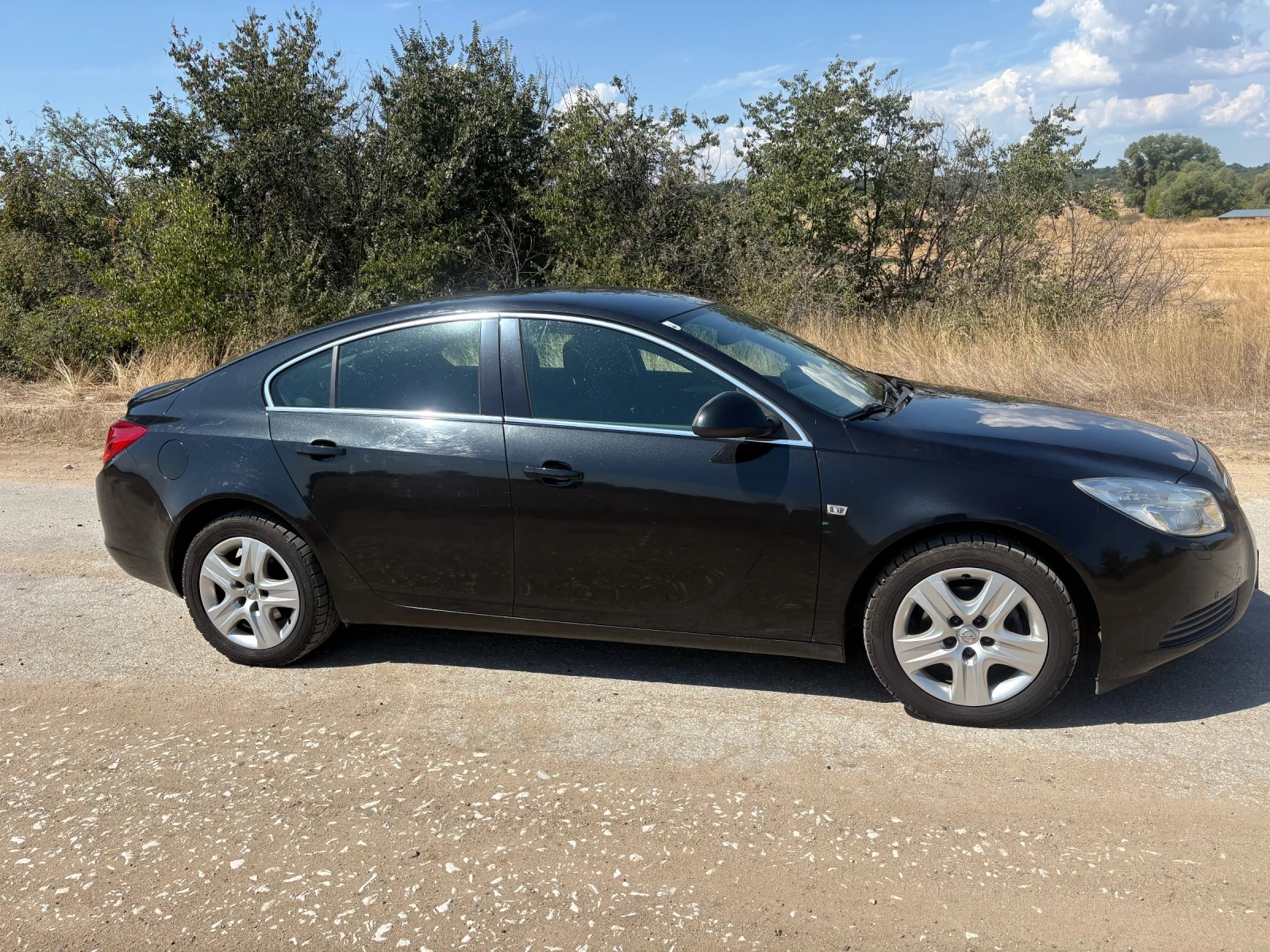 Opel Insignia, снимка 3 - Автомобили и джипове - 55937838
