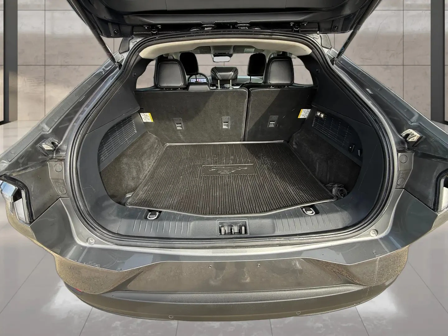 Ford Mustang Mach-E SELECT ЦЕНА ДО БЪЛГАРИЯ АВТОКРЕДИТ, снимка 6 - Автомобили и джипове - 55938034