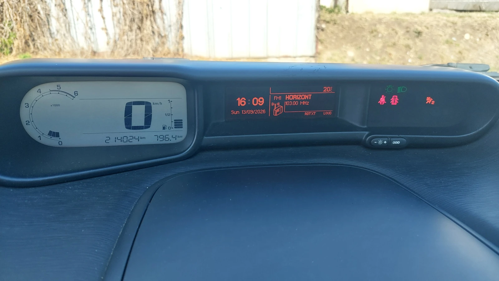 Citroen C3 Picasso Exclusive , снимка 15 - Автомобили и джипове - 56059040