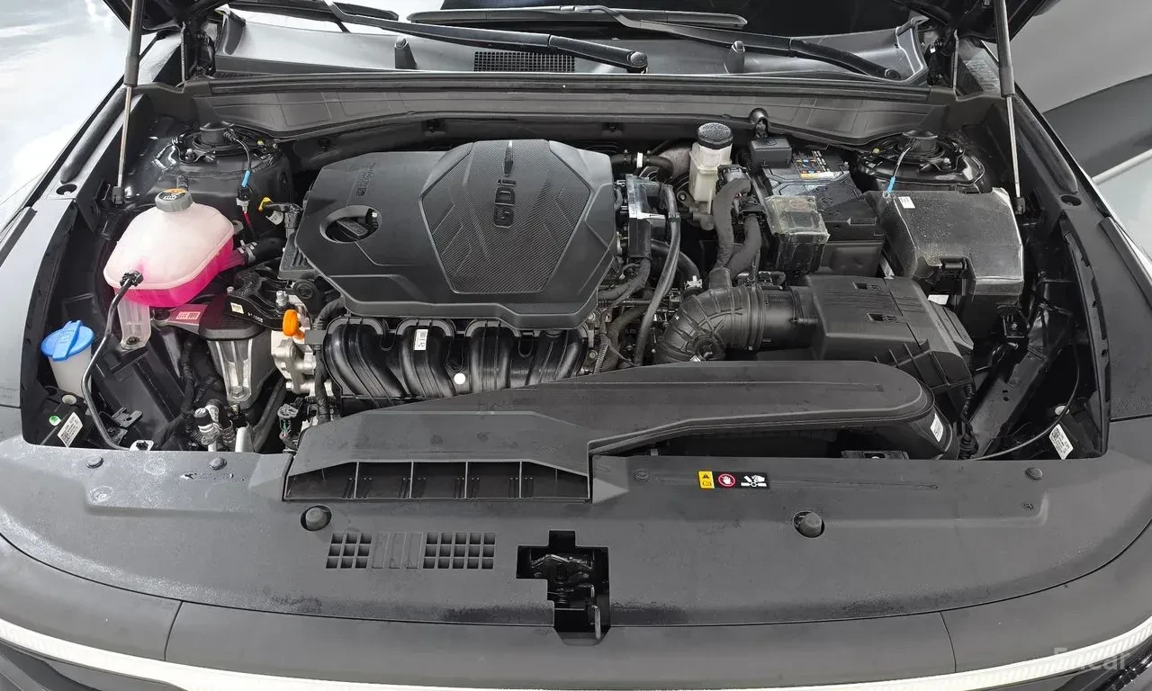Kia K8 2.5* NOBLESSE* ДИСТРОНИК* ОБДУХВАНЕ* 360КАМЕРА* , снимка 15 - Автомобили и джипове - 56183777