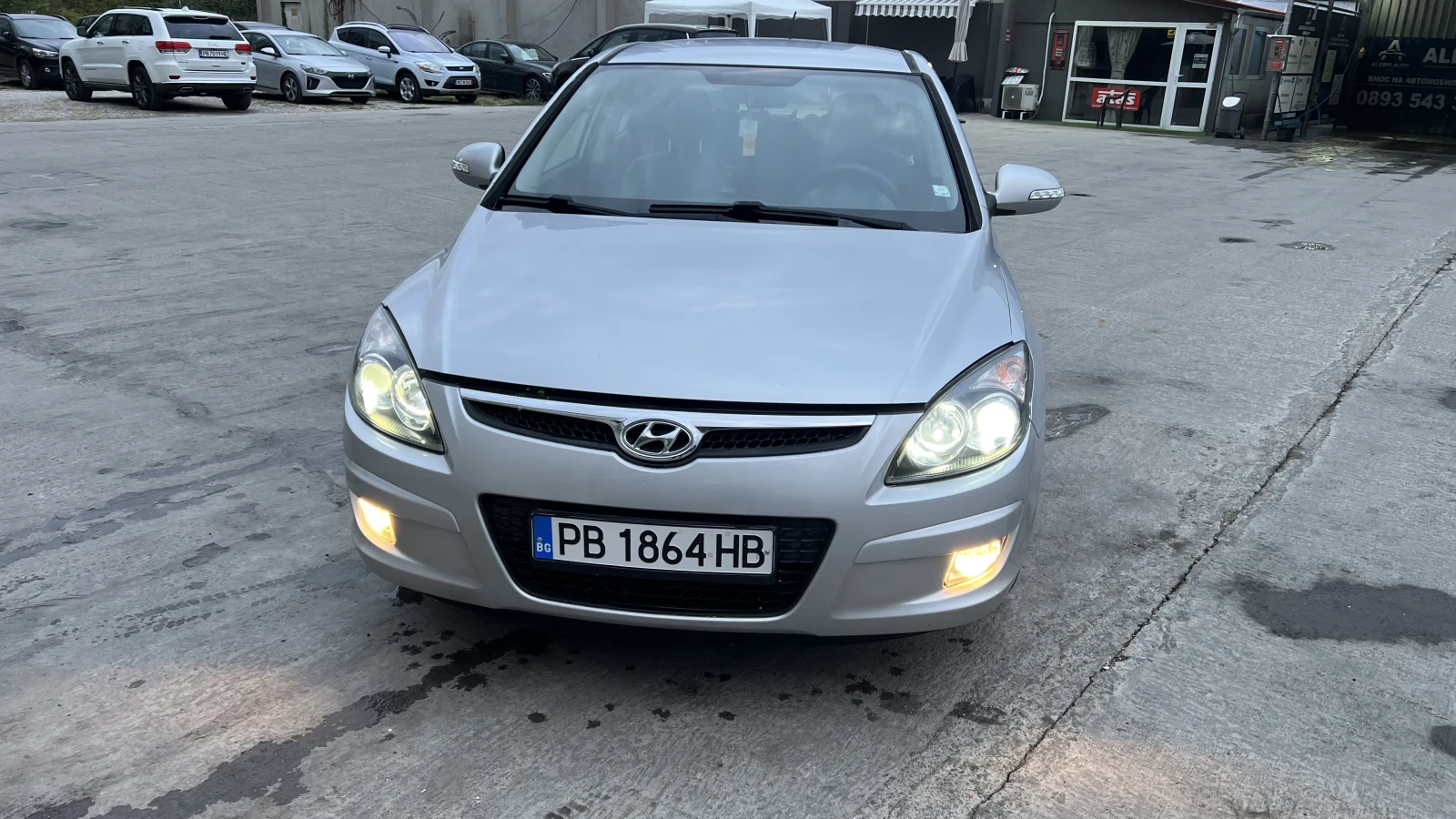 Hyundai I30, снимка 13 - Автомобили и джипове - 56350268
