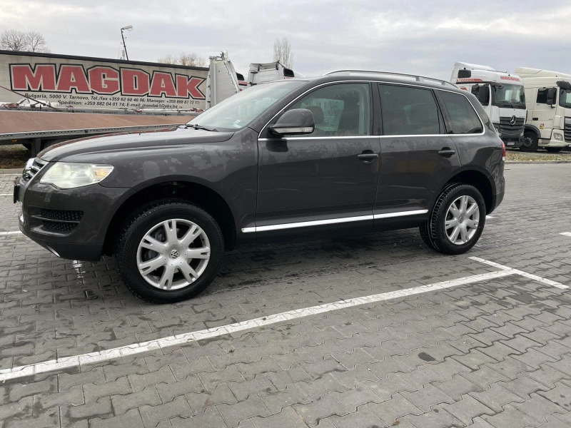 VW Touareg, снимка 5 - Автомобили и джипове - 49122623