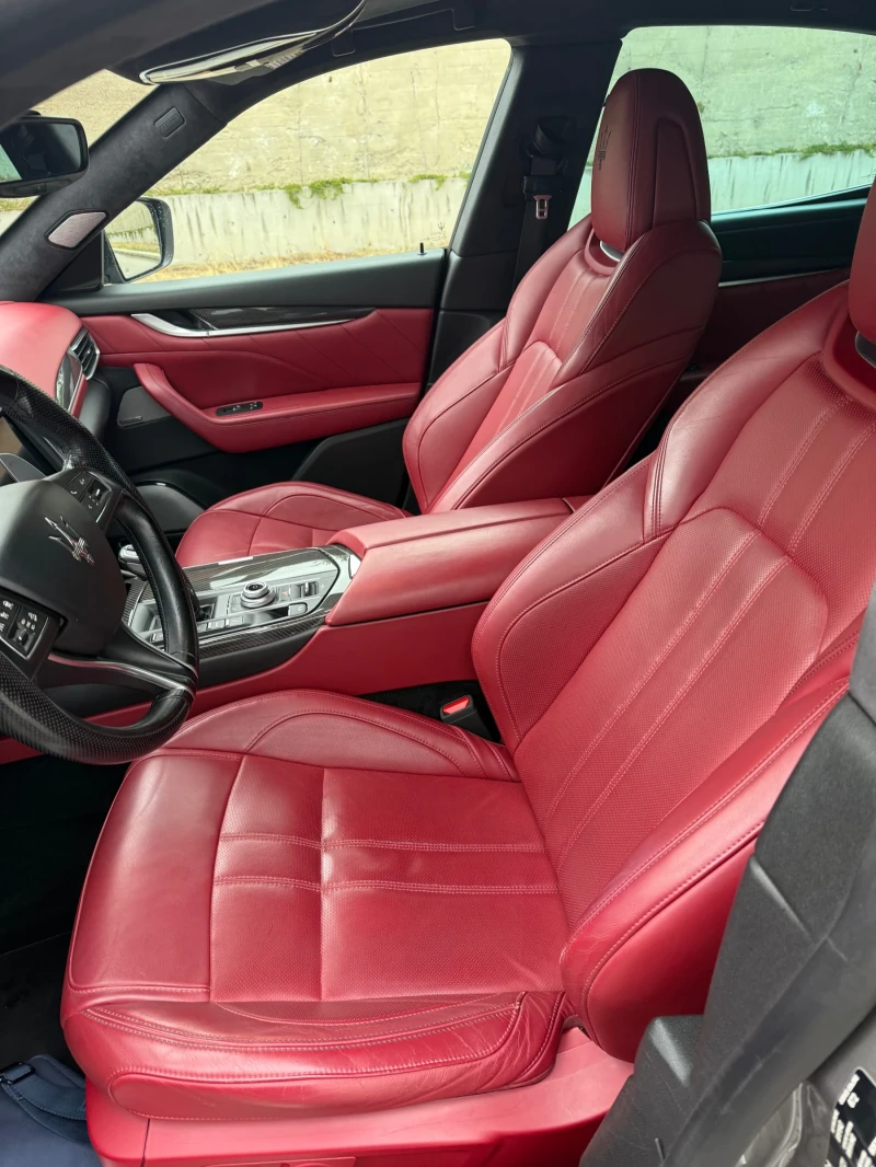 Maserati Levante, снимка 8 - Автомобили и джипове - 52580866