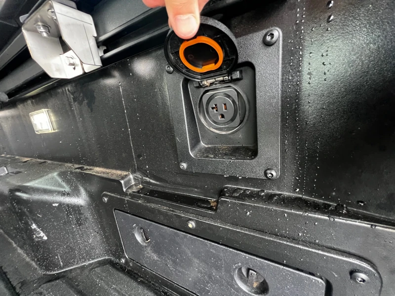 Toyota Tacoma TRAILHUNTER, снимка 9 - Автомобили и джипове - 52702063