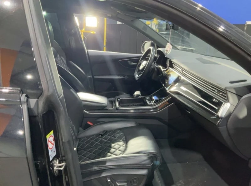 Audi Q8 50TDI Mild-Hybrid quattro* Очакван внос!, снимка 5 - Автомобили и джипове - 53292858
