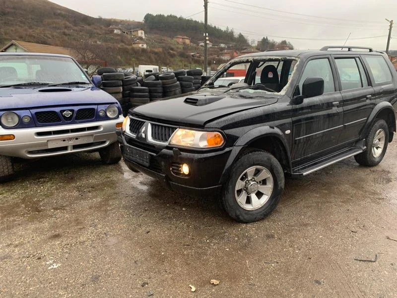 Mitsubishi Pajero sport 2.5 TDI, снимка 6 - Автомобили и джипове - 35404874