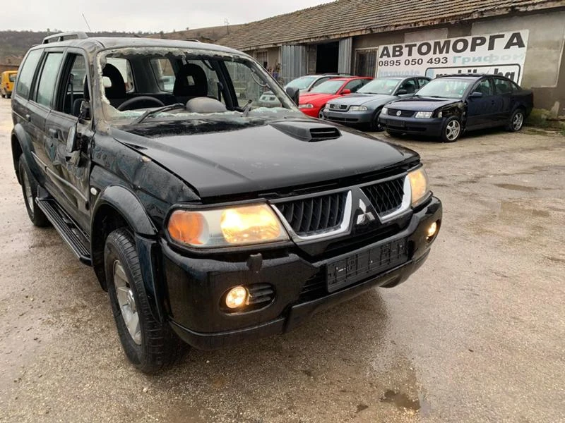 Mitsubishi Pajero sport 2.5 TDI, снимка 9 - Автомобили и джипове - 35404874