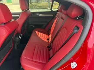 Alfa Romeo Stelvio * Veloce * 2 КЛЮЧА* ПОДГРЕВ* PANO* KEYLESS* , снимка 16 - Автомобили и джипове - 54318578