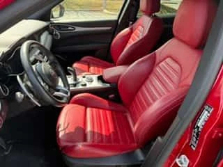 Alfa Romeo Stelvio * Veloce * 2 КЛЮЧА* ПОДГРЕВ* PANO* KEYLESS* , снимка 5 - Автомобили и джипове - 54318578