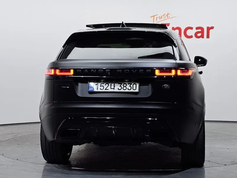 Land Rover Range Rover Velar 2.0 D240 R-Dynamic Se, снимка 4 - Автомобили и джипове - 54515203