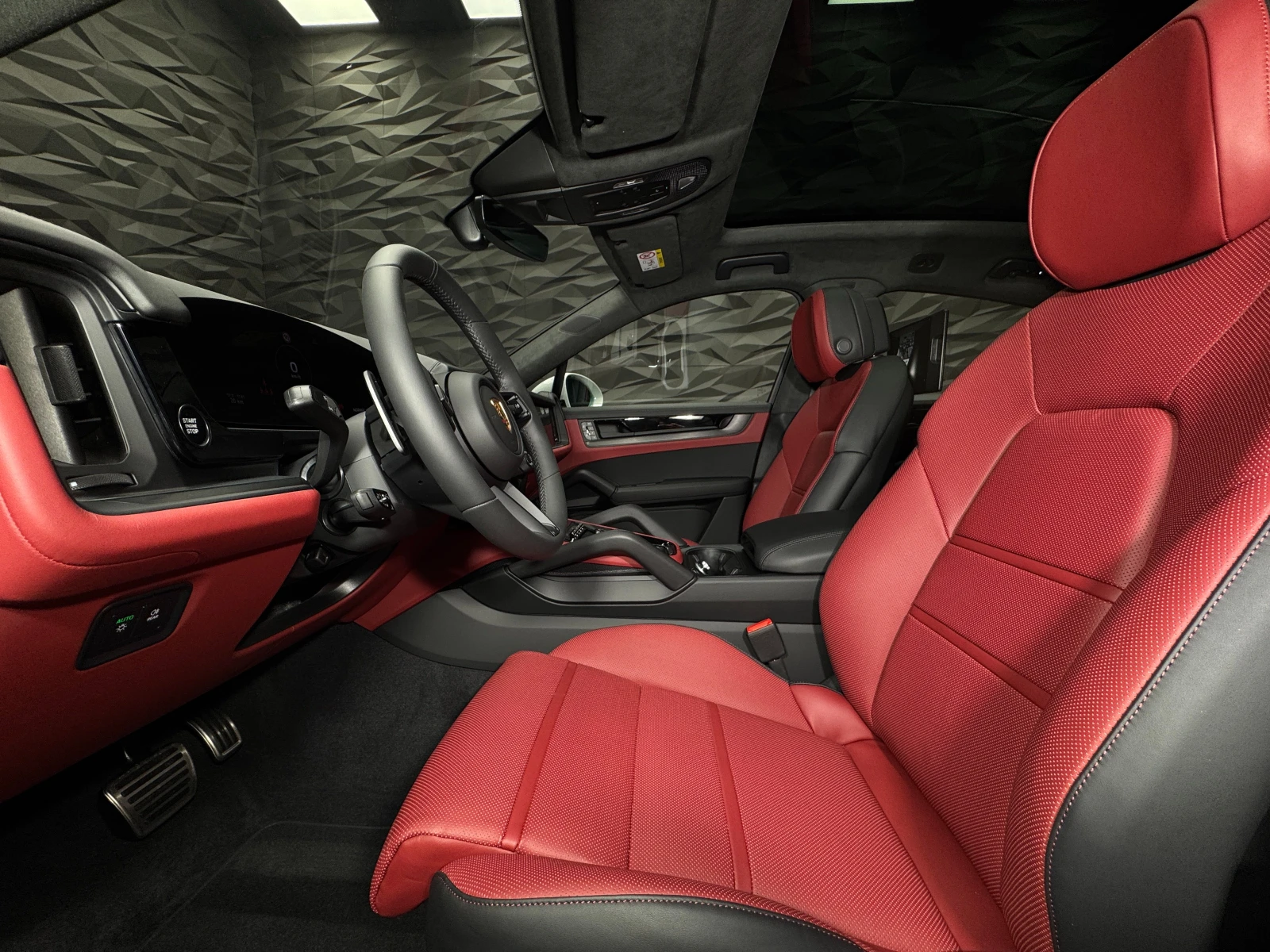 Porsche Cayenne GTS Coupe Burm TV Pano Ventilation Dual Display - изображение 8