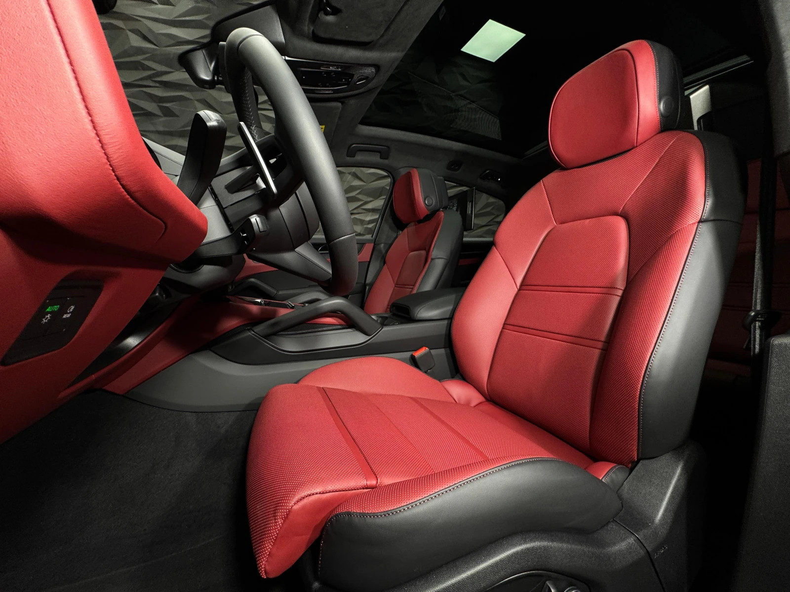 Porsche Cayenne GTS Coupe Burm TV Pano Ventilation Dual Display - изображение 7