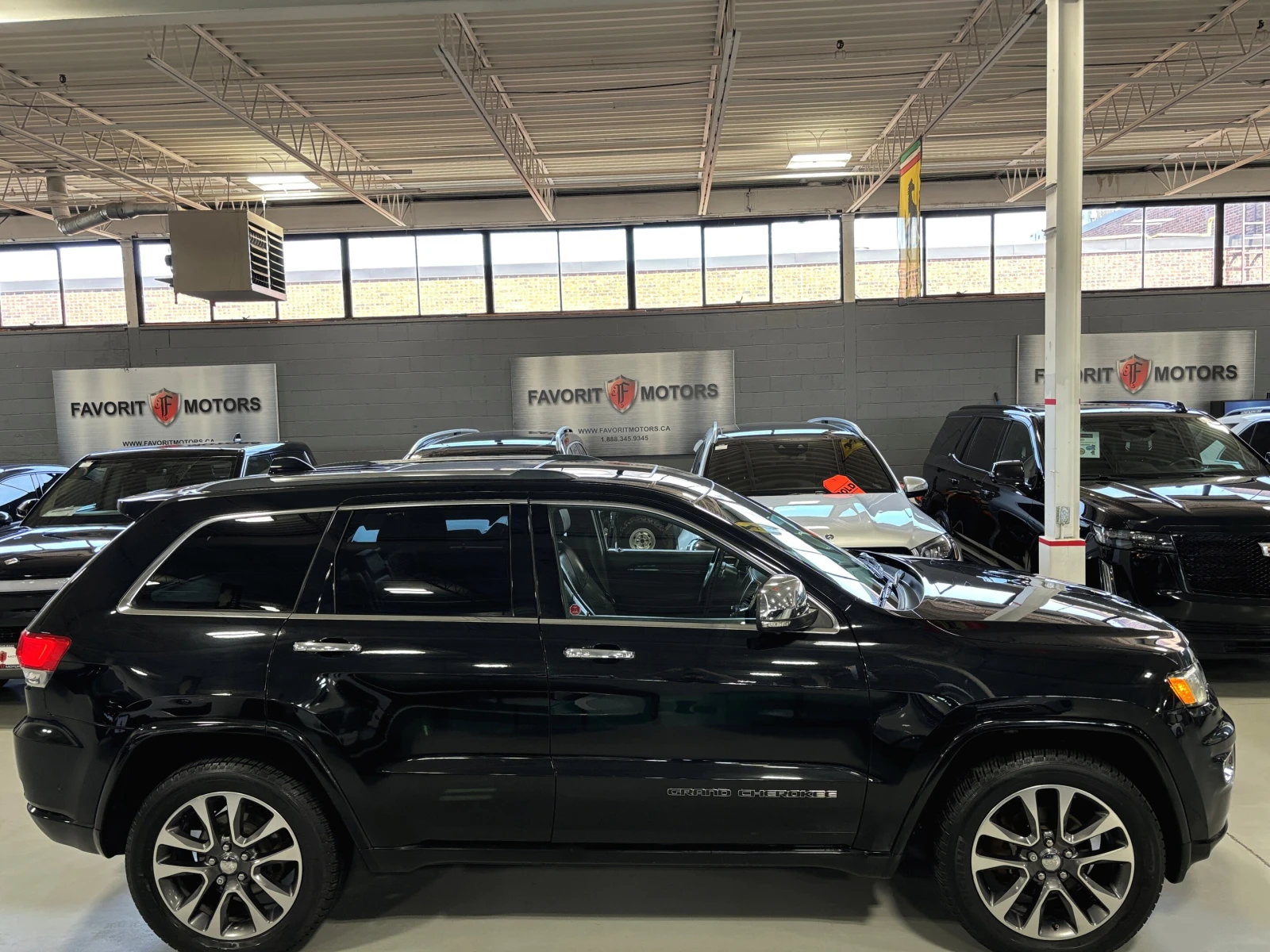 Jeep Grand cherokee 2017* OVERLAND* FACELIFT* * DISTRONIK* PANO*  | Mobile.bg   5