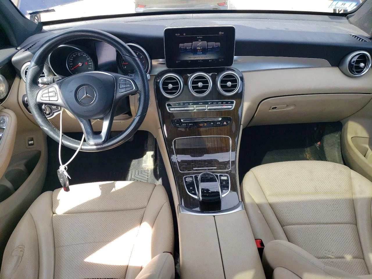 Mercedes-Benz GLC 300 2.0l 4Matic, снимка 8 - Автомобили и джипове - 54881365