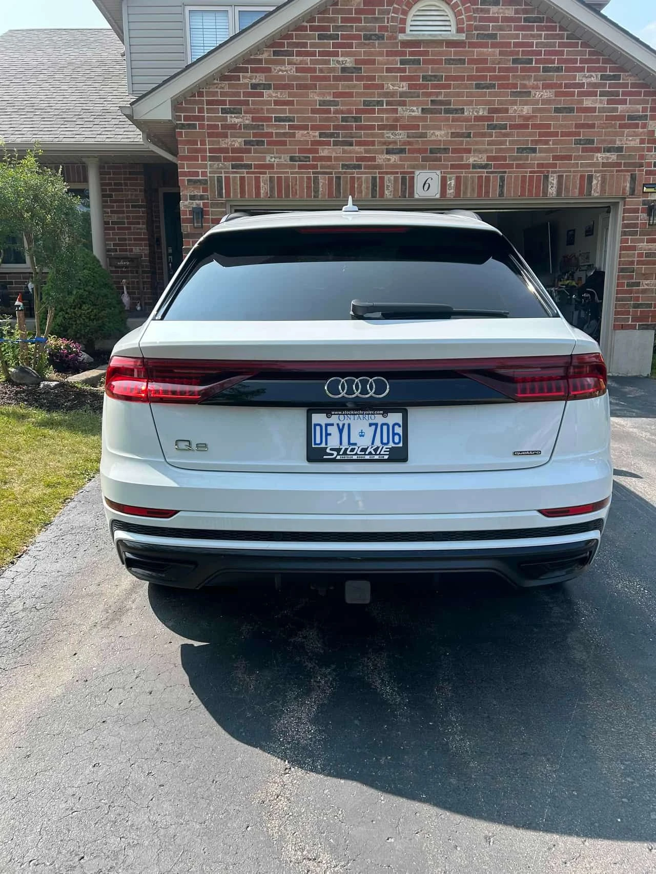 Audi Q8 * Progressiv * CARFAX * ОПЦИЯ ЗА ФИНАНСИРАНЕ , снимка 4 - Автомобили и джипове - 55396596
