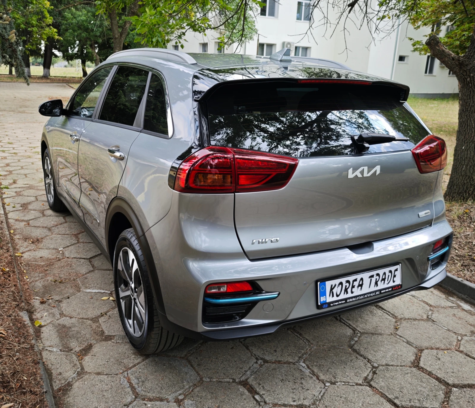 Kia Niro 64 kW, снимка 6 - Автомобили и джипове - 56194562