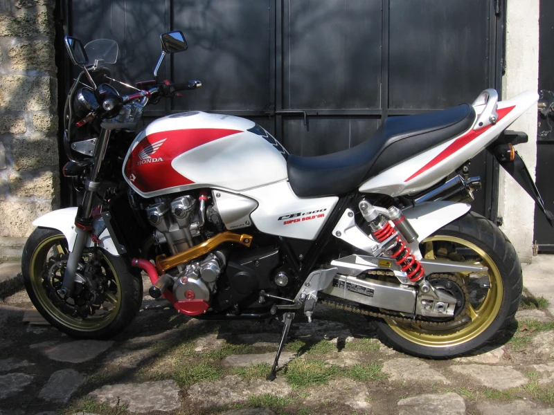 Honda Cb Super Boldor, снимка 11 - Мотоциклети и мототехника - 53485013