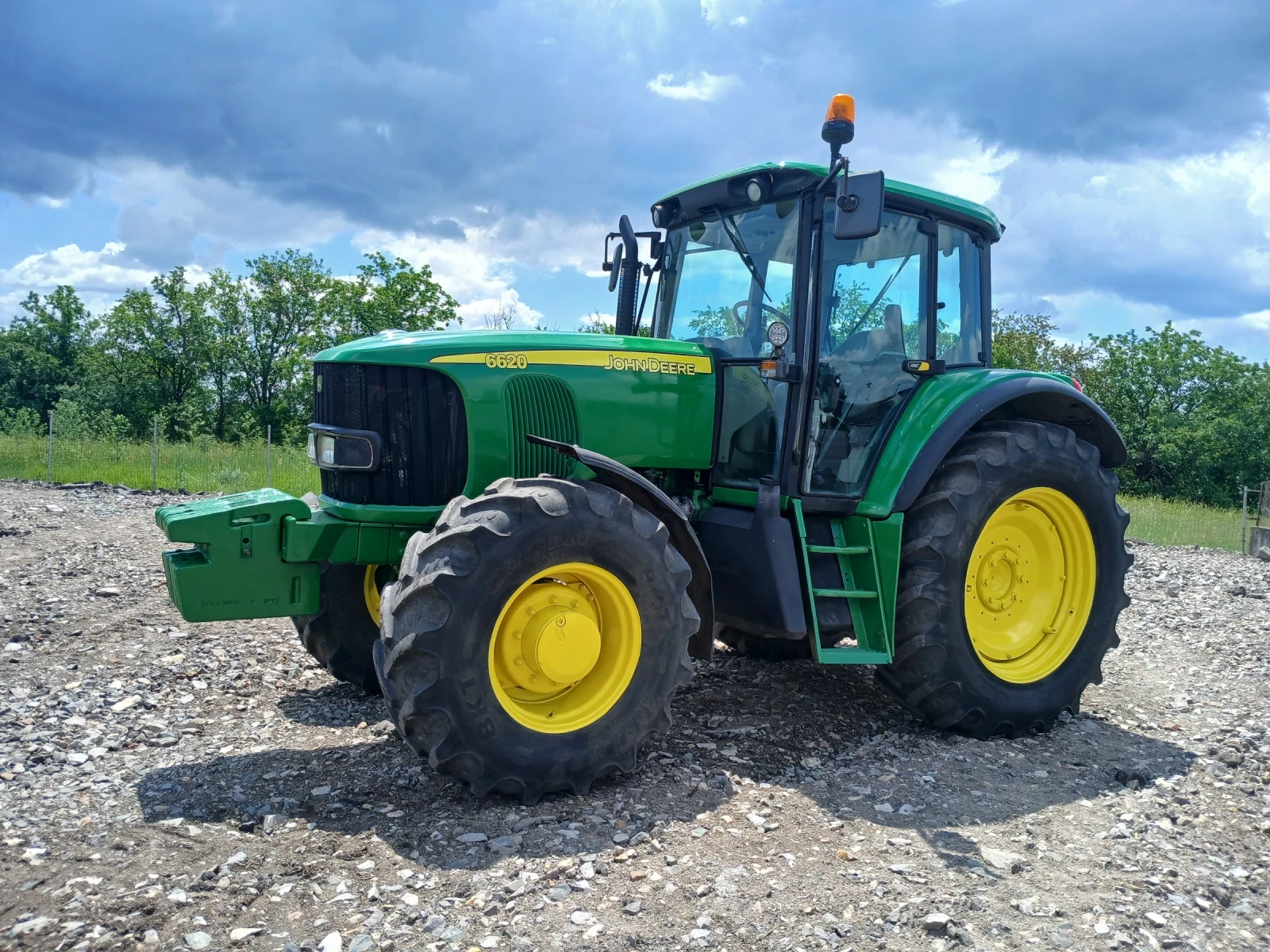 Трактор John Deere 6620SE, снимка 2 - Селскостопанска техника - 54667408