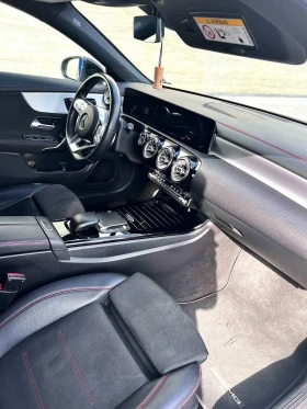 Mercedes-Benz CLA 200, снимка 11
