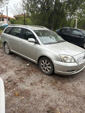 Toyota Avensis 1.8i Топ цени, снимка 3