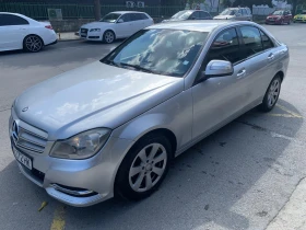 Mercedes-Benz C 220 Sedan, снимка 4