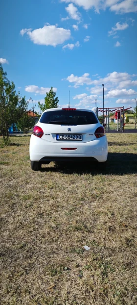 Peugeot 208 1.6hdi, снимка 5