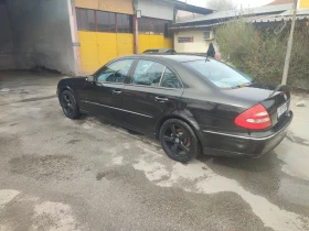 Mercedes-Benz E 320, снимка 3