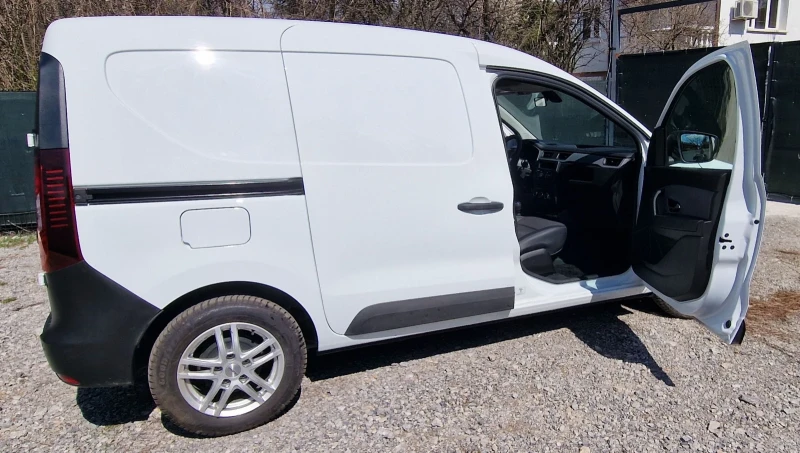 Renault Express Renault Express 1.5D 2023/28000km, снимка 17 - Автомобили и джипове - 47059723