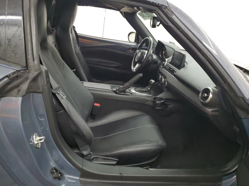 Mazda Mx-5 2.0L 4 Rear-wheel drive, снимка 11 - Автомобили и джипове - 48114212