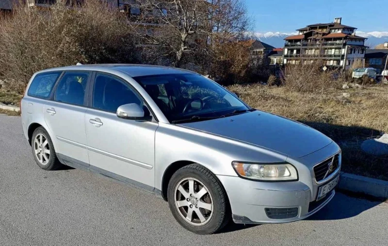 Volvo V50, снимка 1 - Автомобили и джипове - 48368055