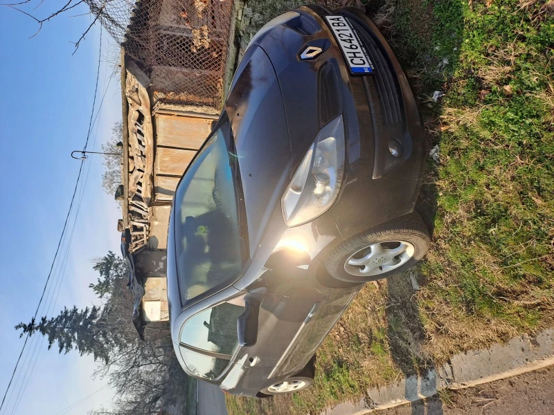 Renault Clio, снимка 1 - Автомобили и джипове - 49145892