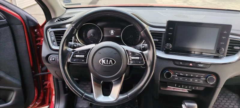 Kia XCeed 1.4i-140к.с, снимка 10 - Автомобили и джипове - 49505109