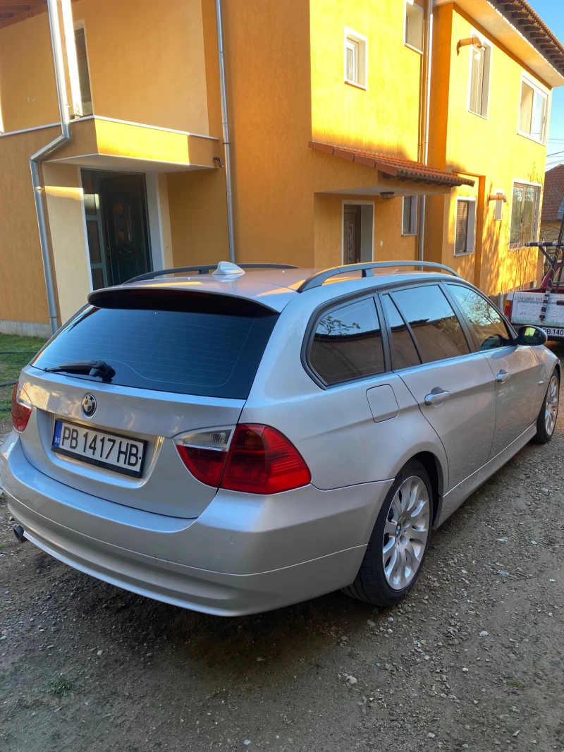 BMW 320 Е91, снимка 17 - Автомобили и джипове - 49600388