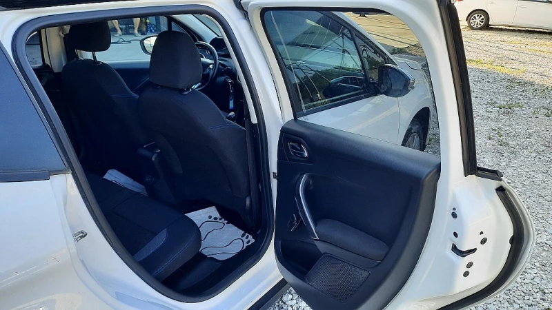 Peugeot 2008 1.2* * * STYLE* * * ЛУКС, снимка 12 - Автомобили и джипове - 52624458