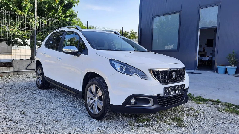 Peugeot 2008 1.2* * * STYLE* * * ЛУКС, снимка 3 - Автомобили и джипове - 52624458