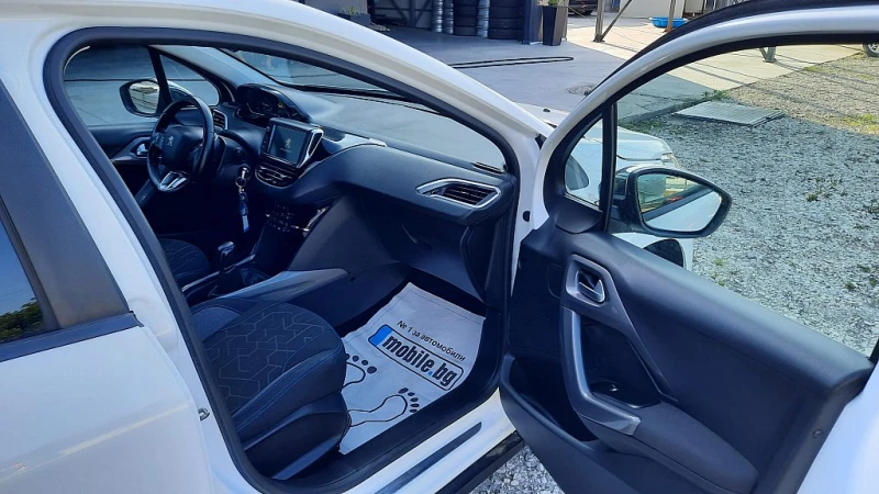 Peugeot 2008 1.2* * * STYLE* * * ЛУКС, снимка 10 - Автомобили и джипове - 52624458