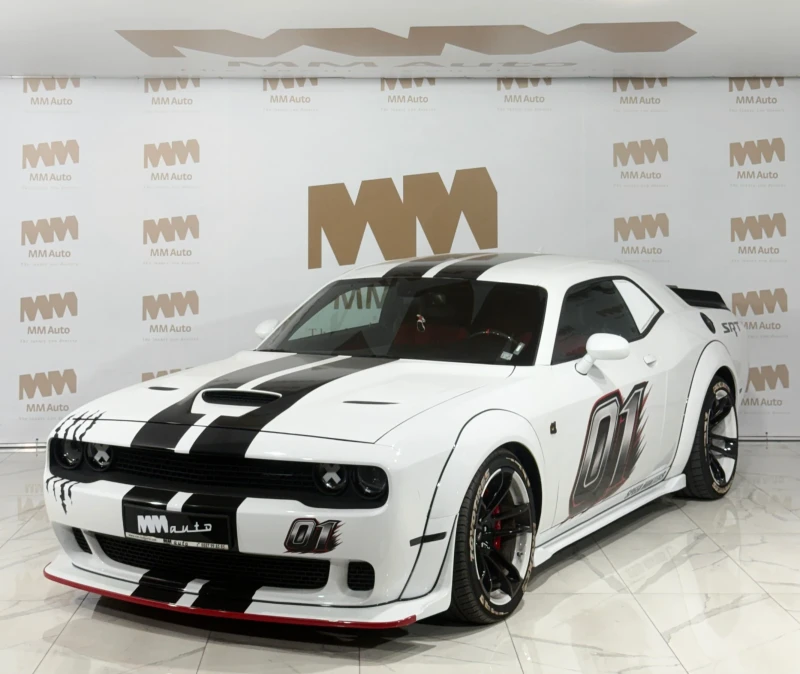 Dodge Challenger Scat Pack 392 SRT   Carbon Interior Wide Body Kit