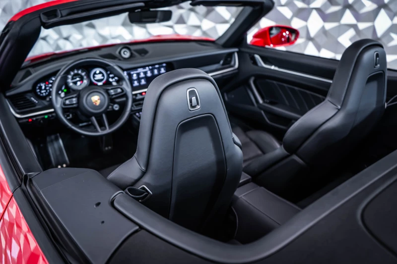 Porsche 911 Turbo S cabrio, снимка 14 - Автомобили и джипове - 51760672