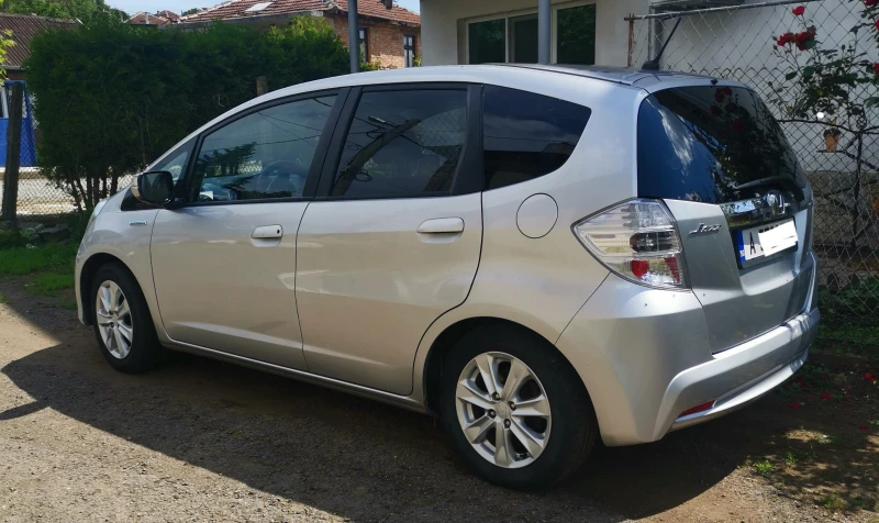 Honda Jazz, снимка 3 - Автомобили и джипове - 52223779
