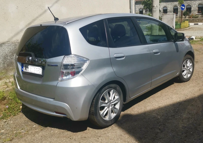 Honda Jazz, снимка 2 - Автомобили и джипове - 52223779