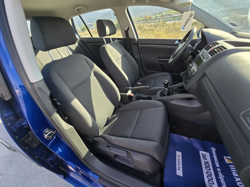 VW Golf 1.6i/102Кс, снимка 13 - Автомобили и джипове - 52250243