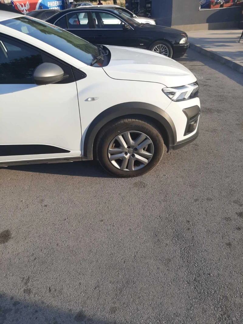 Dacia Sandero, снимка 12 - Автомобили и джипове - 52395403