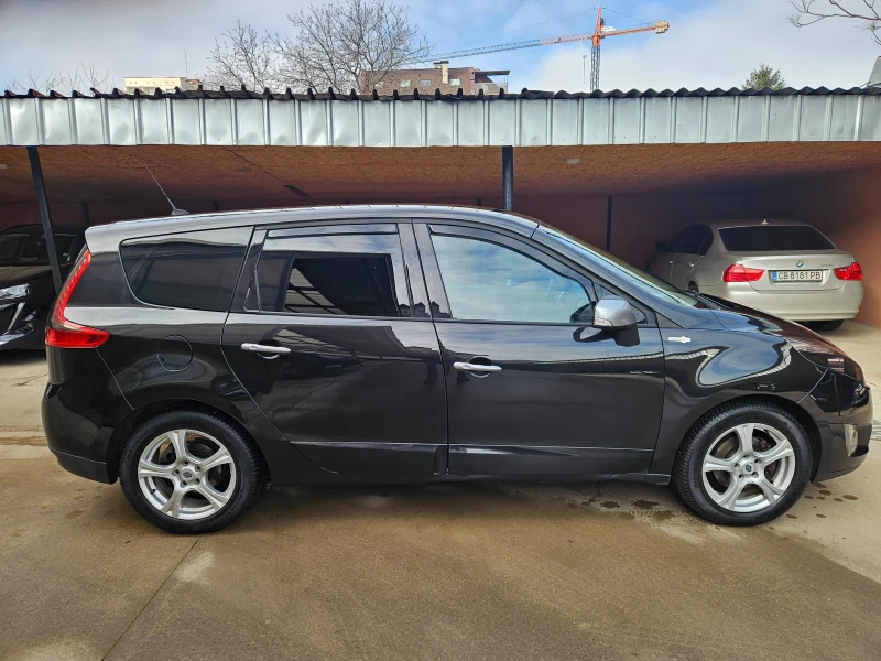 Renault Scenic, снимка 3 - Автомобили и джипове - 52906379