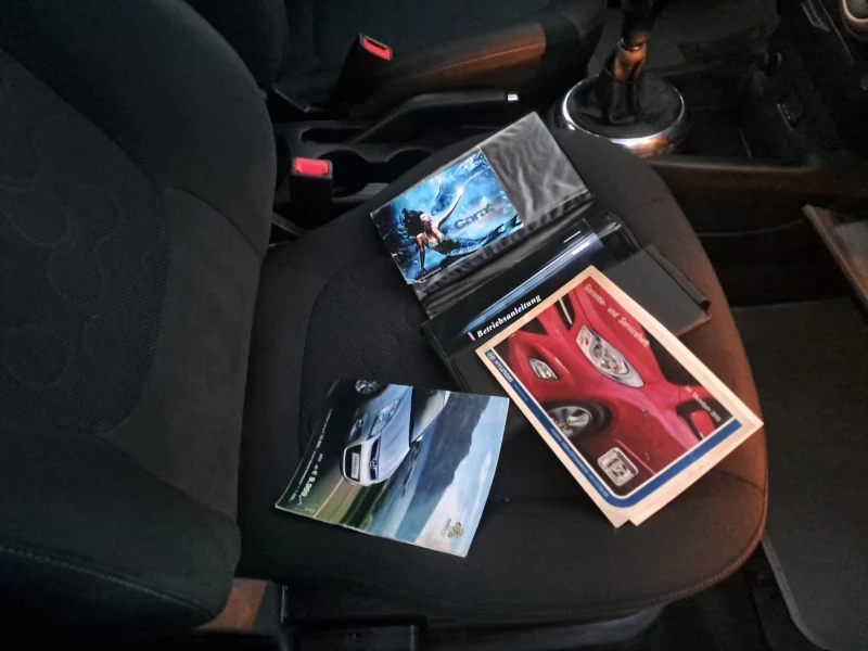 Hyundai I20 1.3i  SPEZIALL, снимка 13 - Автомобили и джипове - 53283731