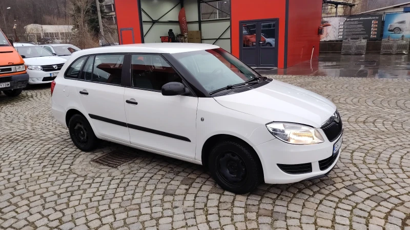 Skoda Fabia, снимка 3 - Автомобили и джипове - 53306860