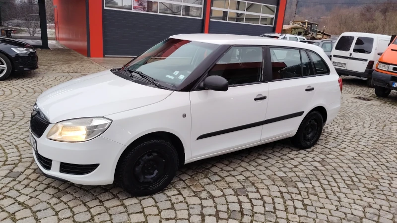 Skoda Fabia, снимка 2 - Автомобили и джипове - 53306860